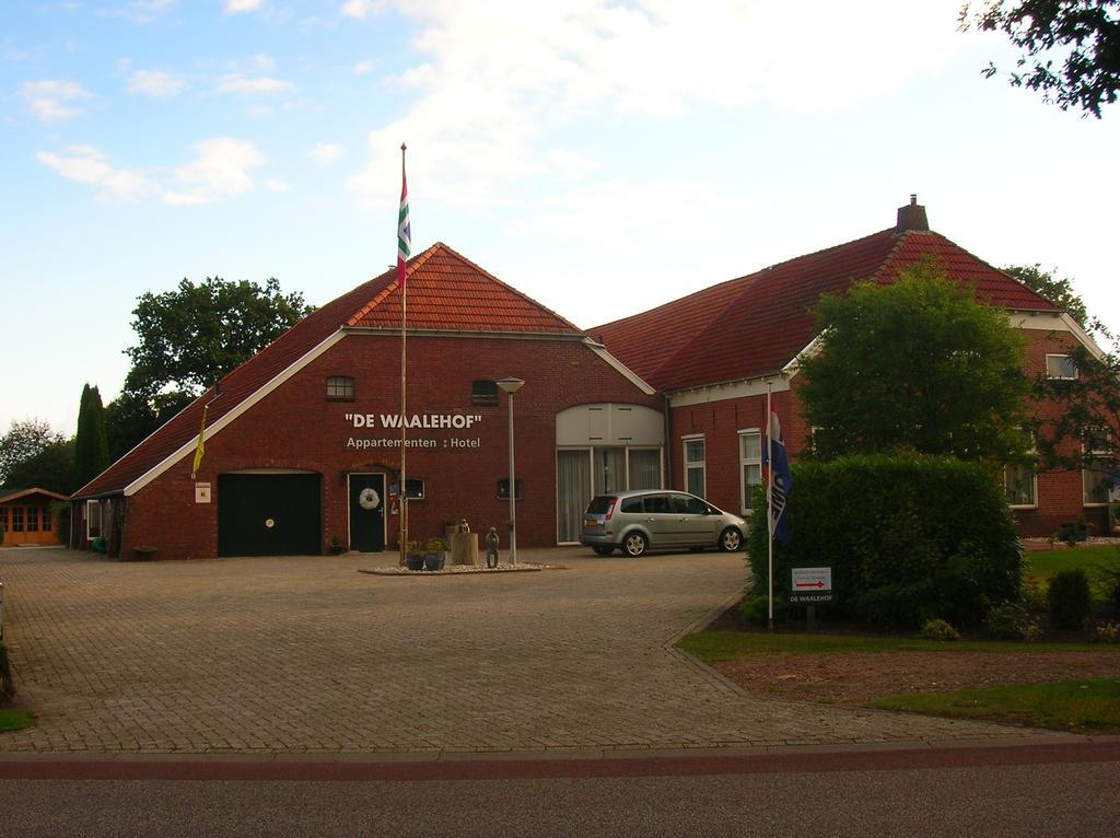 Hotel De Waalehof Jipsinghuizen Eksteriør bilde