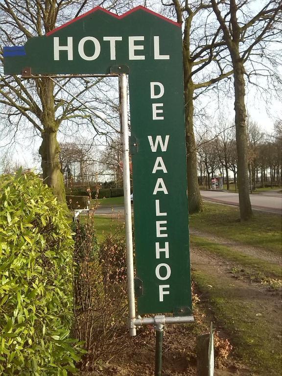 Hotel De Waalehof Jipsinghuizen Eksteriør bilde