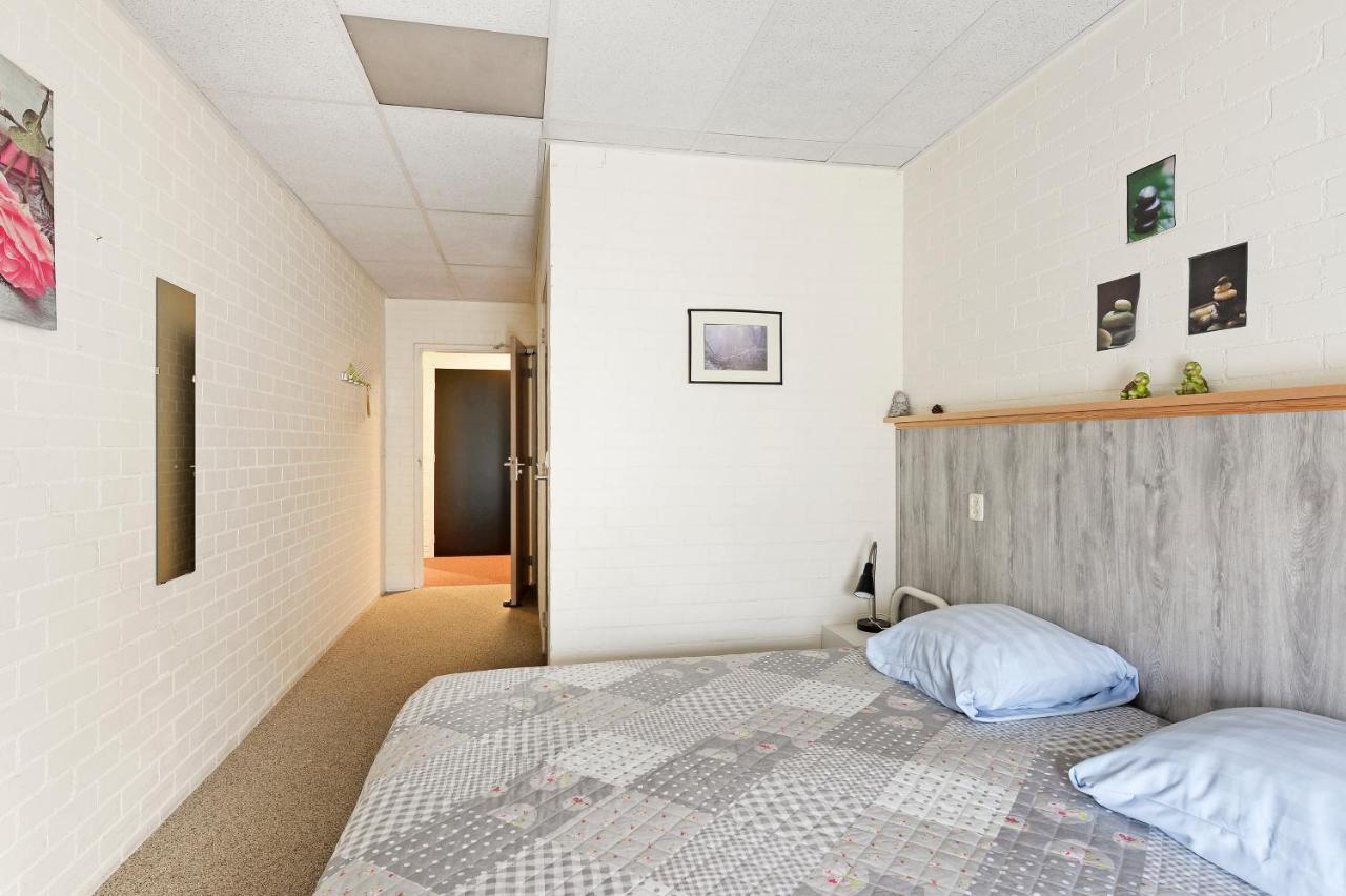 Hotel De Waalehof Jipsinghuizen Eksteriør bilde
